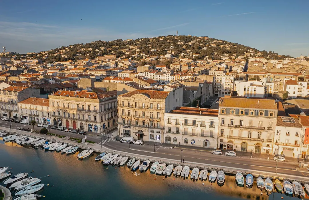 Le Grand Hotel-1