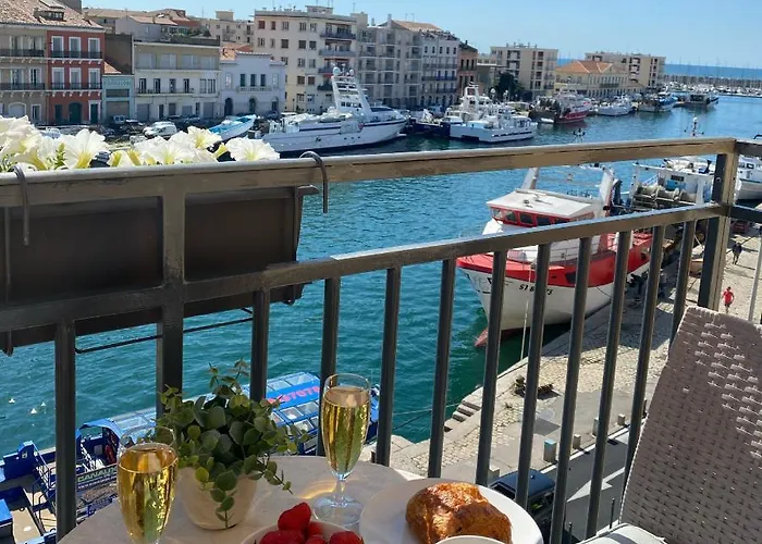 Hôtel accueillant les animaux: Le Petit Bijou Sète, 4 appartements au centre ville